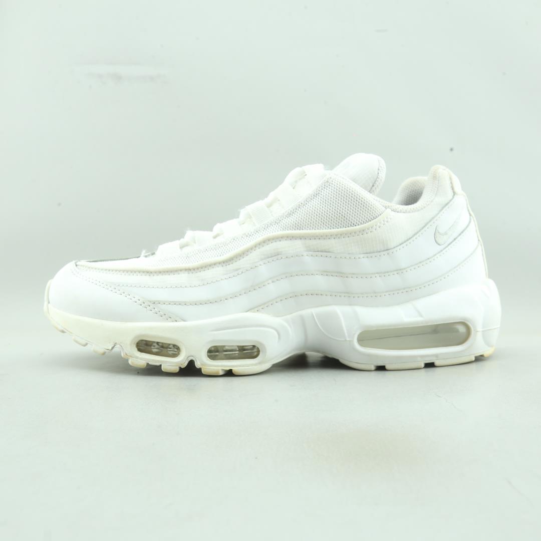 NIKE AIR MAX 95 ESSENTIAL