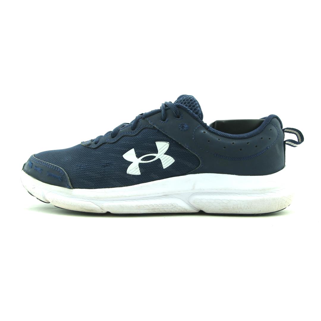 UNDER ARMOUR ASSERT 10