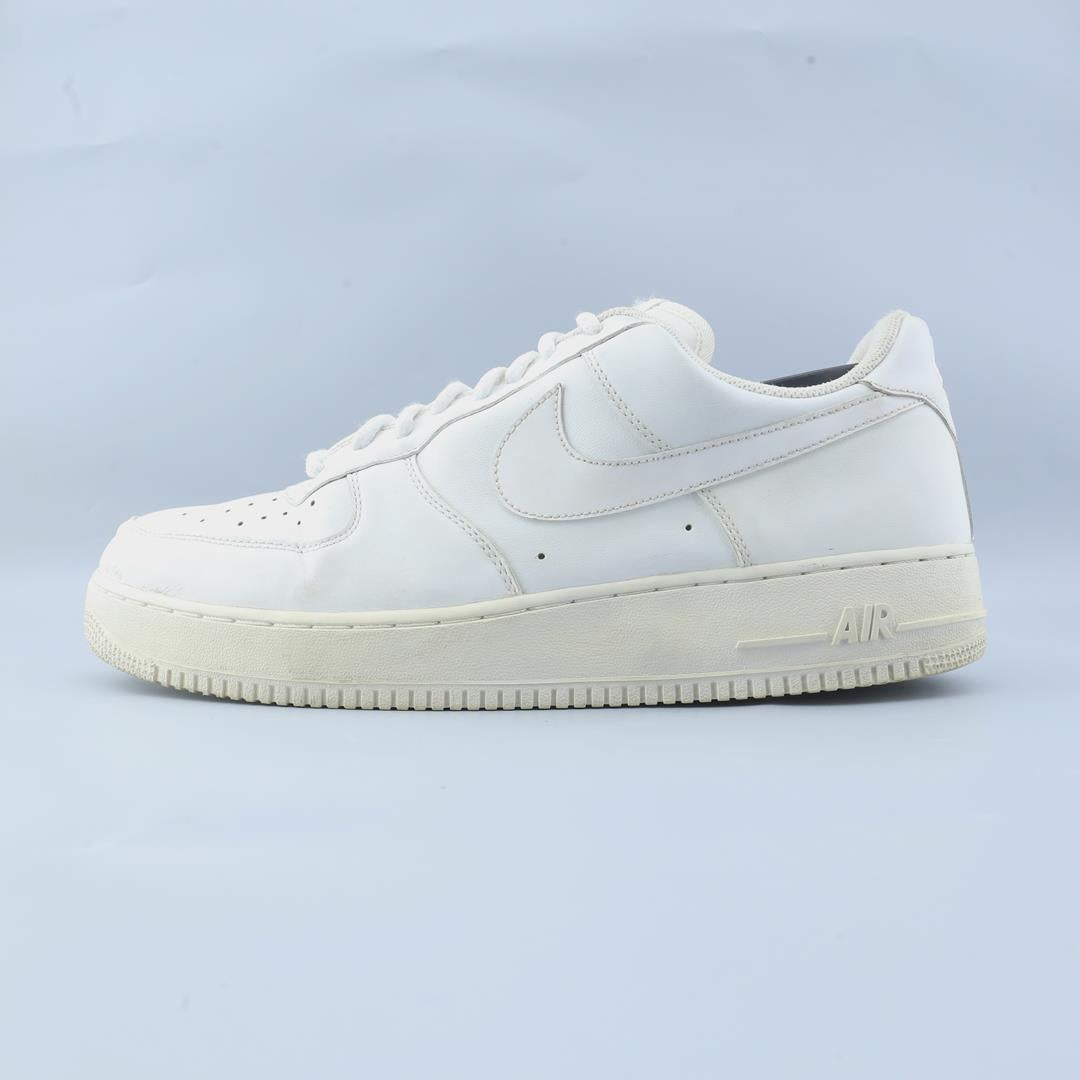 NIKE AIR FORCE 1 07