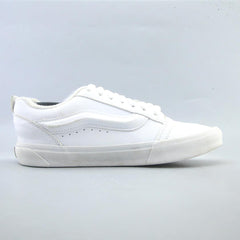 VANS KNU SKOOL