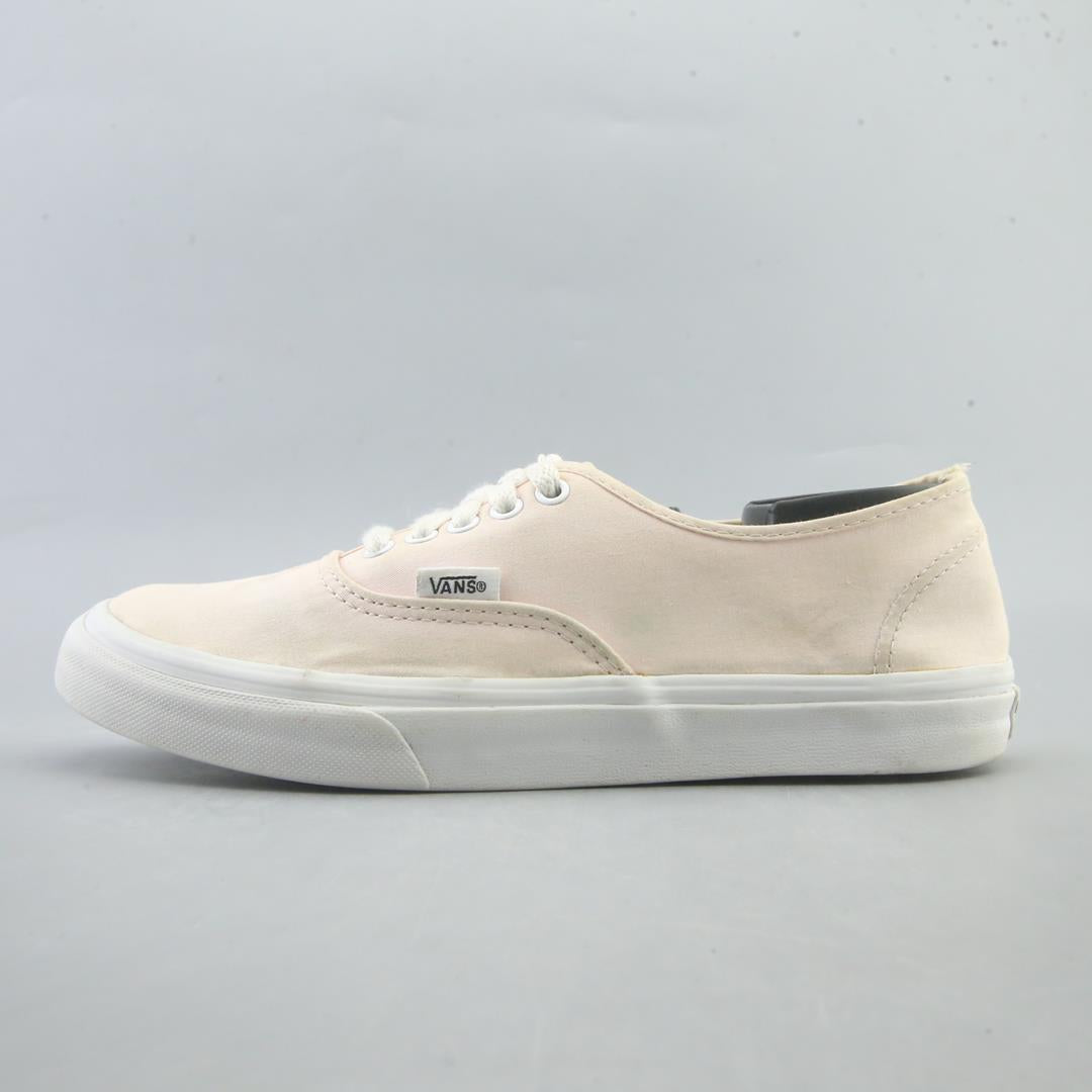 VANS AUTHENTIC