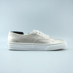 VANS AUTHENTIC
