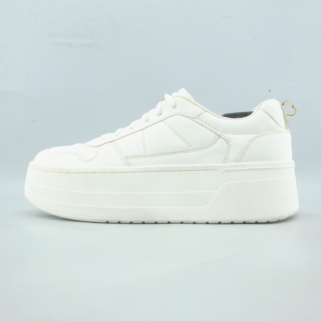 ZARA. .
