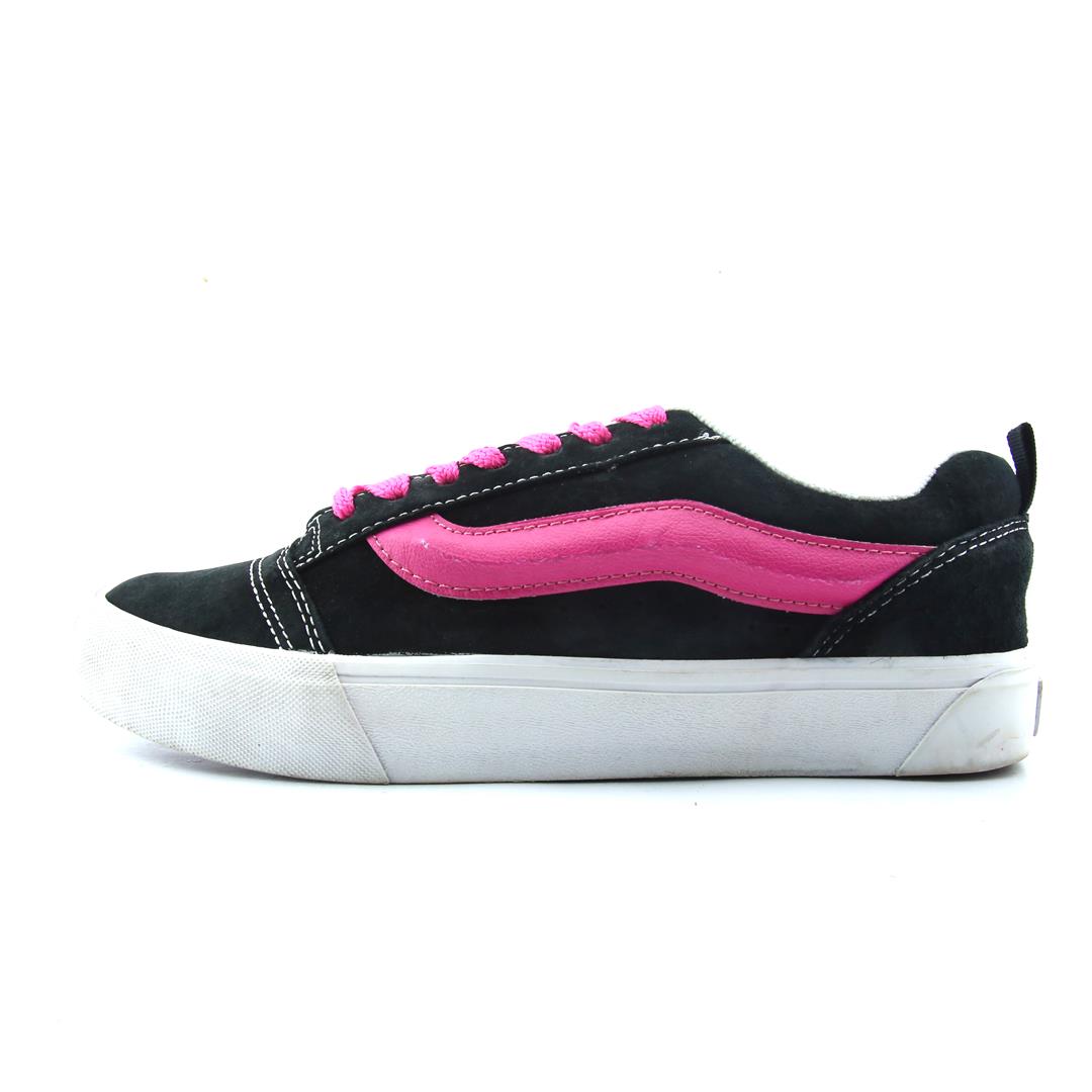 VANS KNU SKOOL