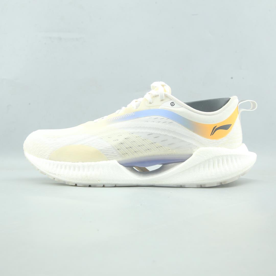 LI-NING  SUPER LIGHT 19