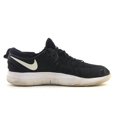 NIKE FREE TR 7