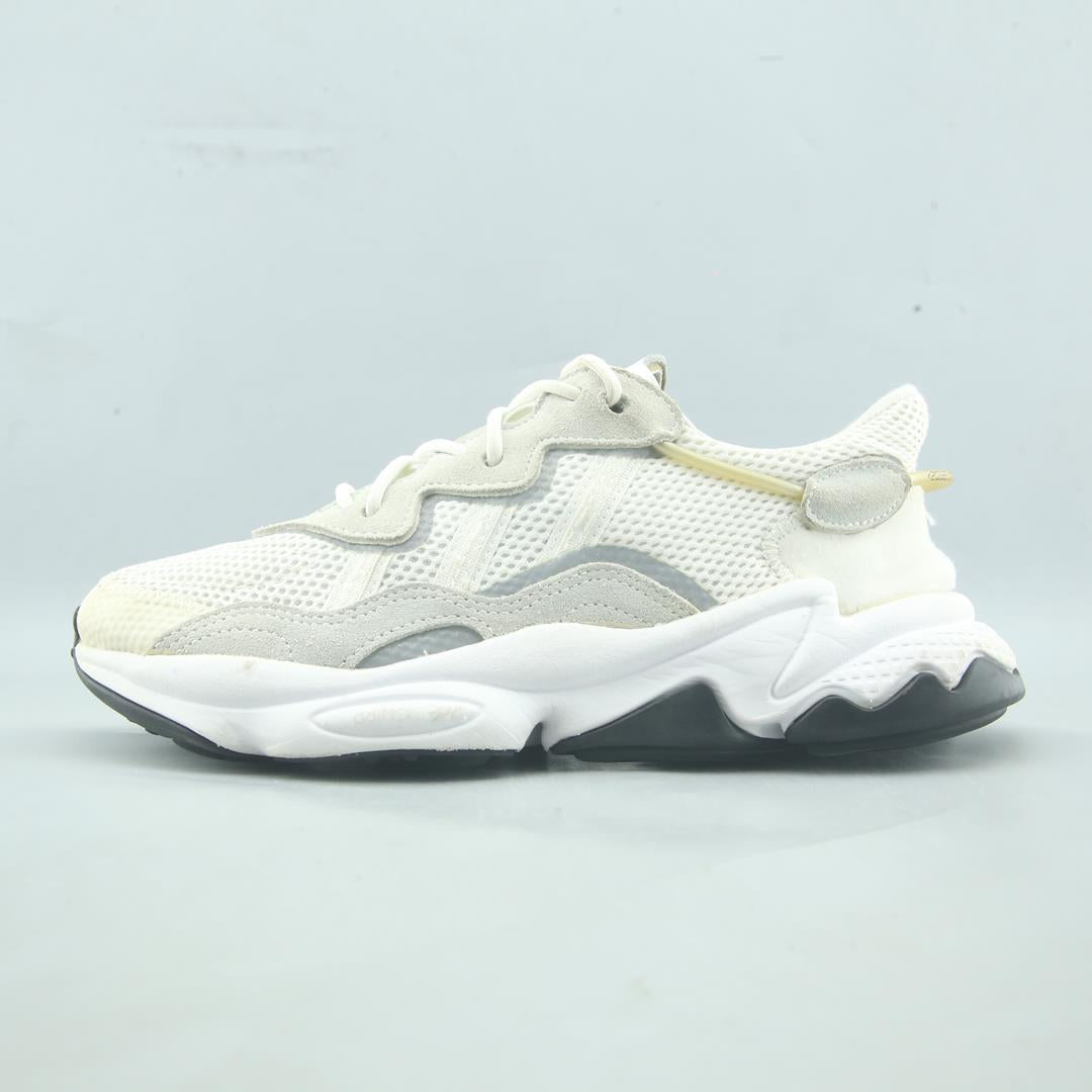 ADIDAS OZWEEGO