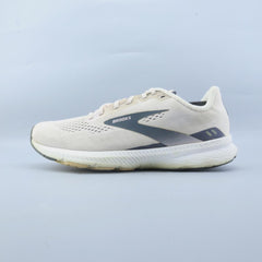 BROOKS LAUNCH 8