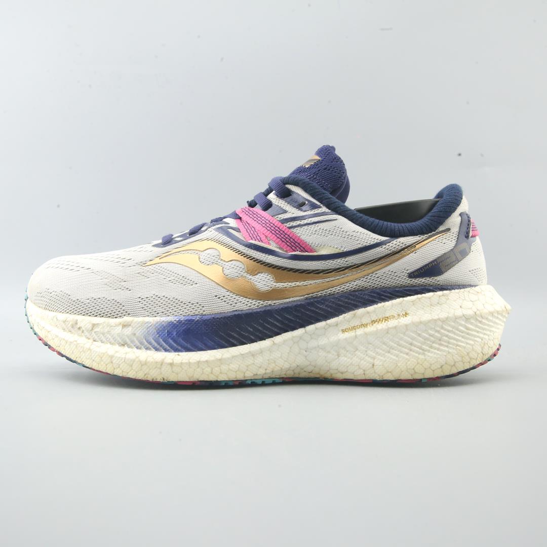 SAUCONY TRIUMPH 20