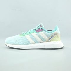 ADIDAS SWIFT RUN RF