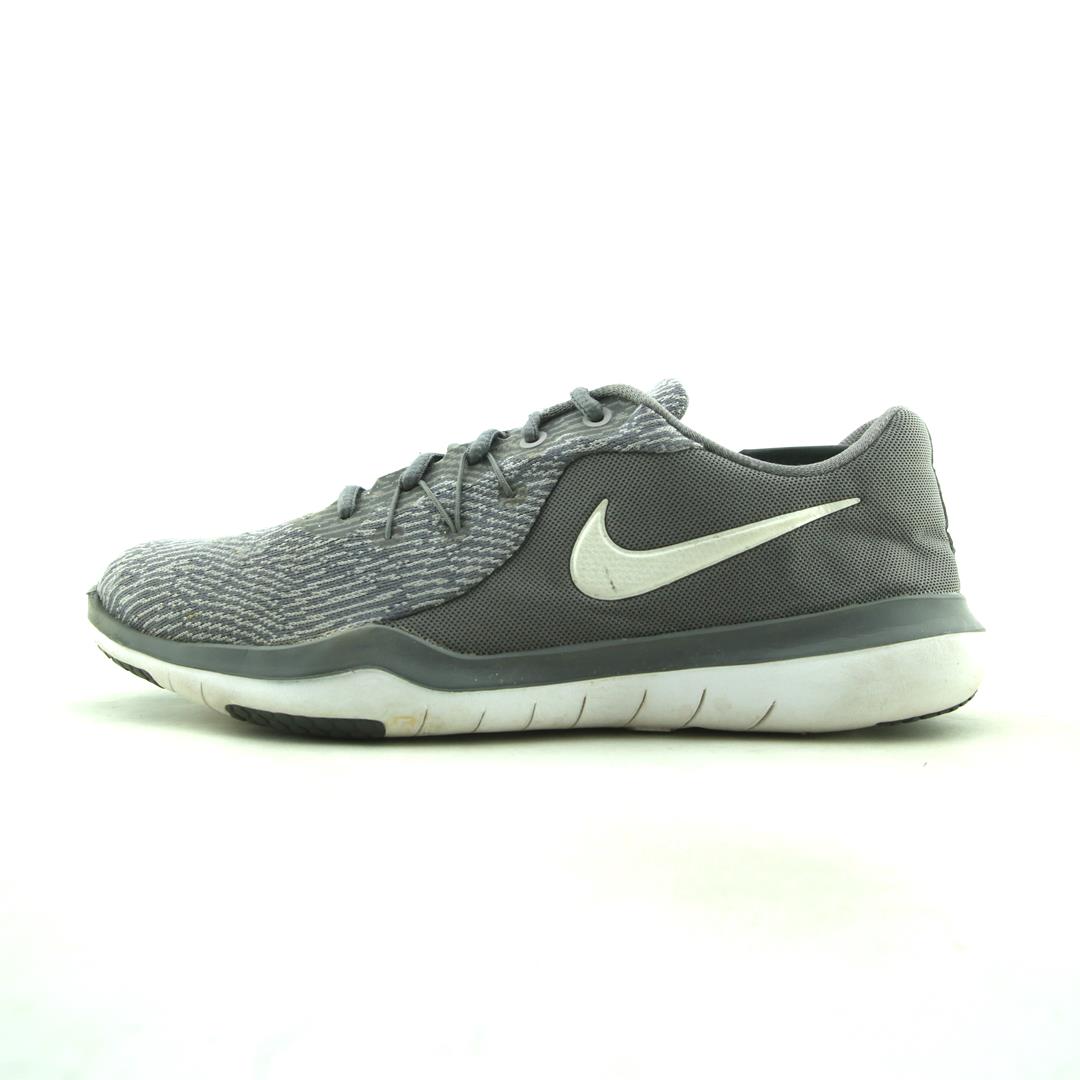 NIKE FLEX SUPREME TR 6