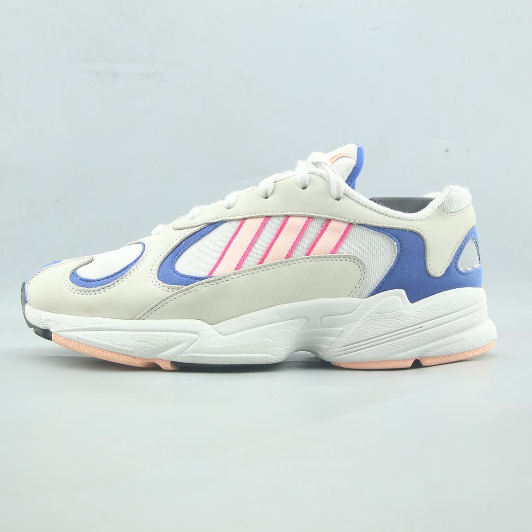 ADIDAS YUNG-1