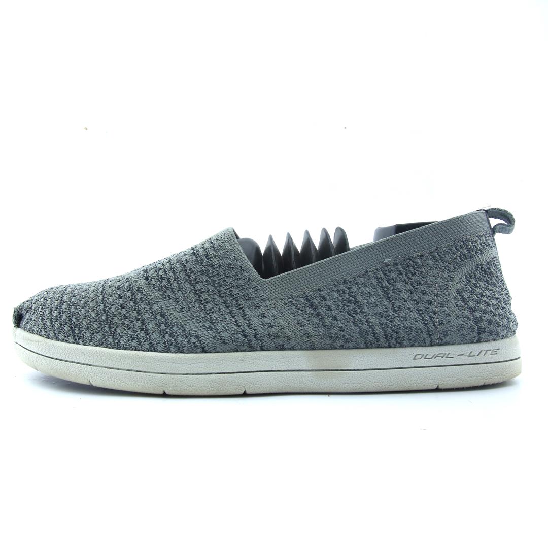 SKECHERS MEMORY FOAM