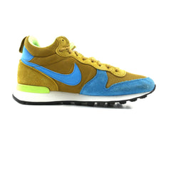 NIKE INTERNATIONALIST