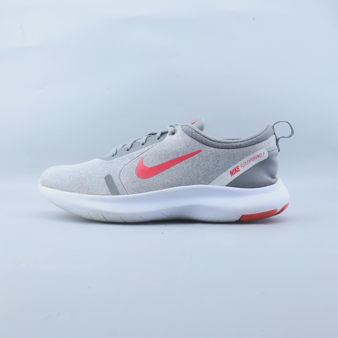 NIKE  FLEX EXPERIENCE RN 8
