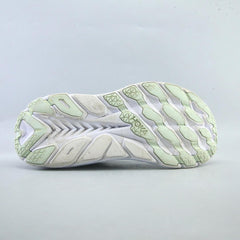 HOKA ONE ONE CLIFTON 8