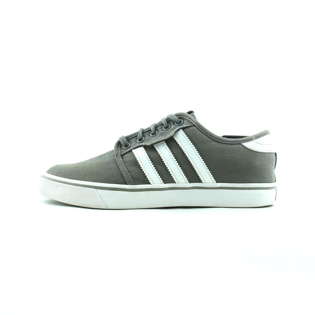ADIDAS SEELEY