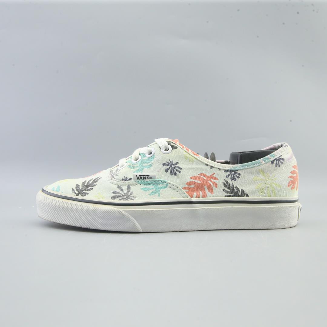 VANS AUTHENTIC