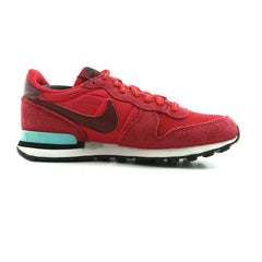 NIKE INTERNATIONALIST