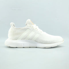 ADIDAS SWIFT RUN