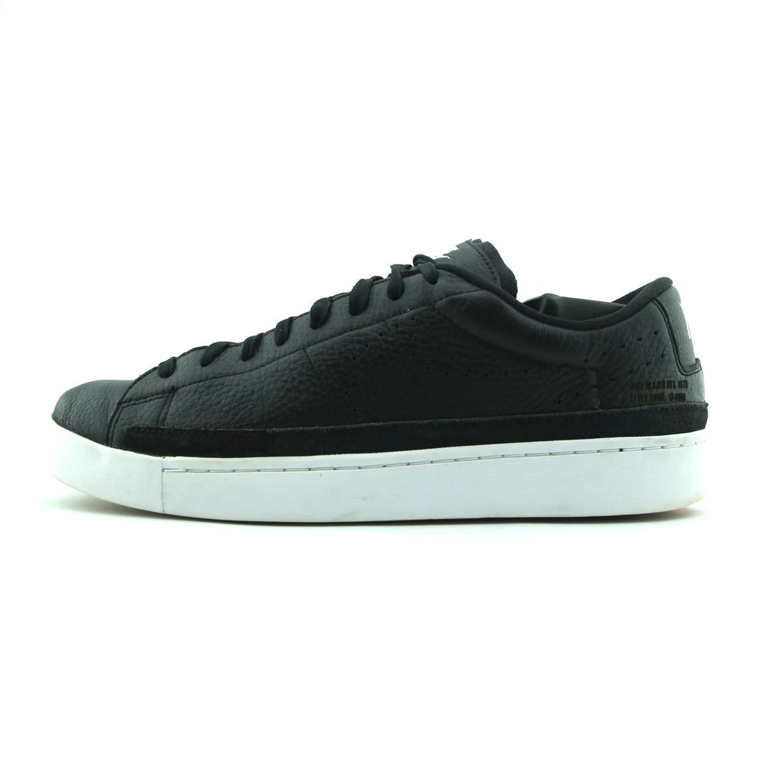 NIKE BLAZER LOW X