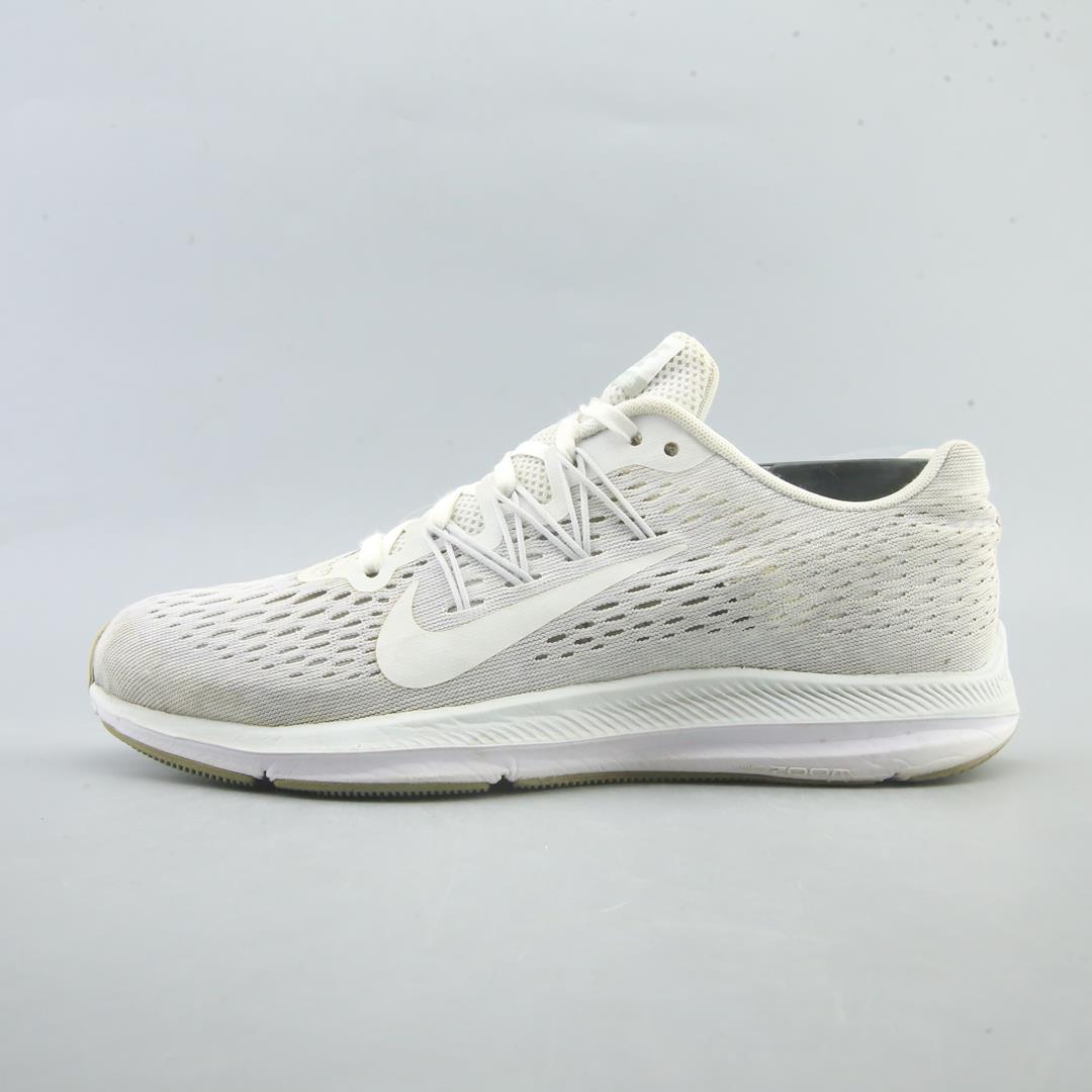 NIKE AIR ZOOM WINFLO 5