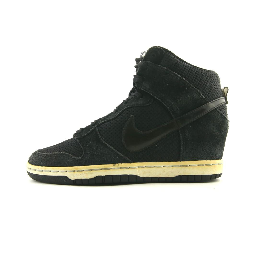 NIKE DUNK SKY HI