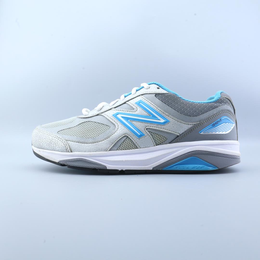 NEW BALANCE 1540 V3