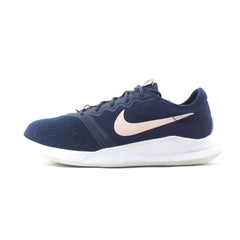 NIKE VIALE TECH RACER