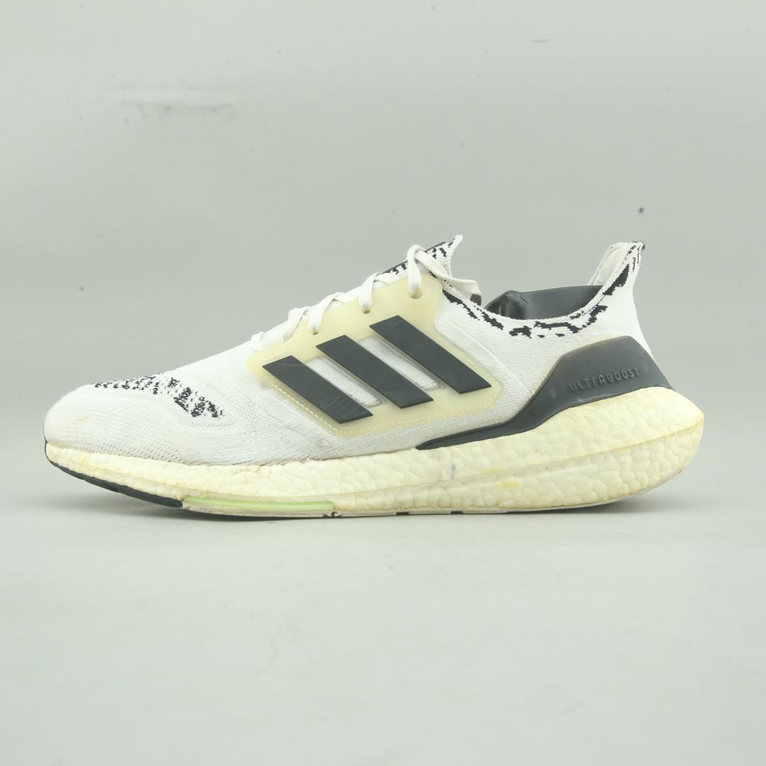 ADIDAS ULTRA BOOST 22