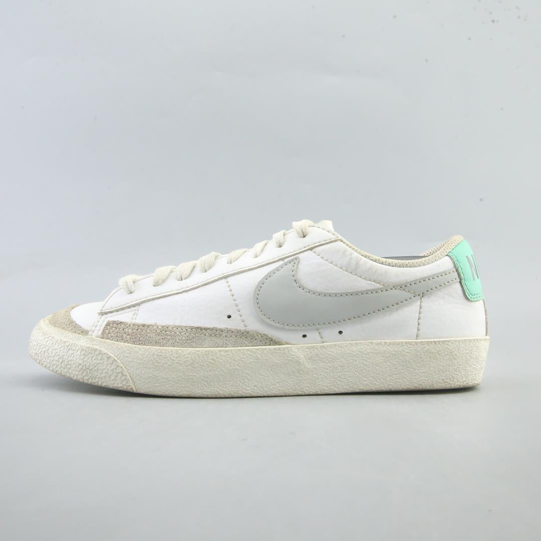 NIKE BLAZER LOW '77