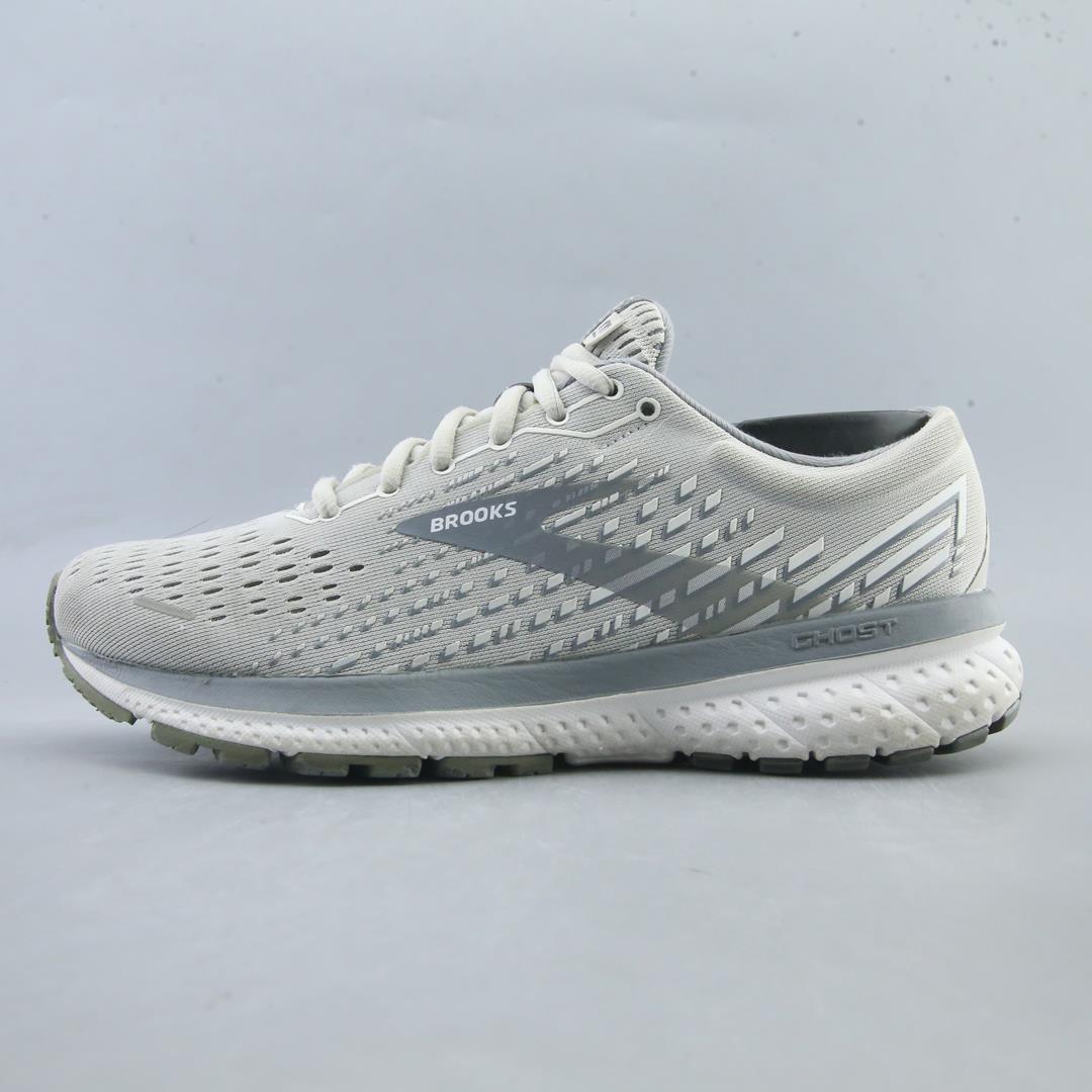 BROOKS GHOST 13