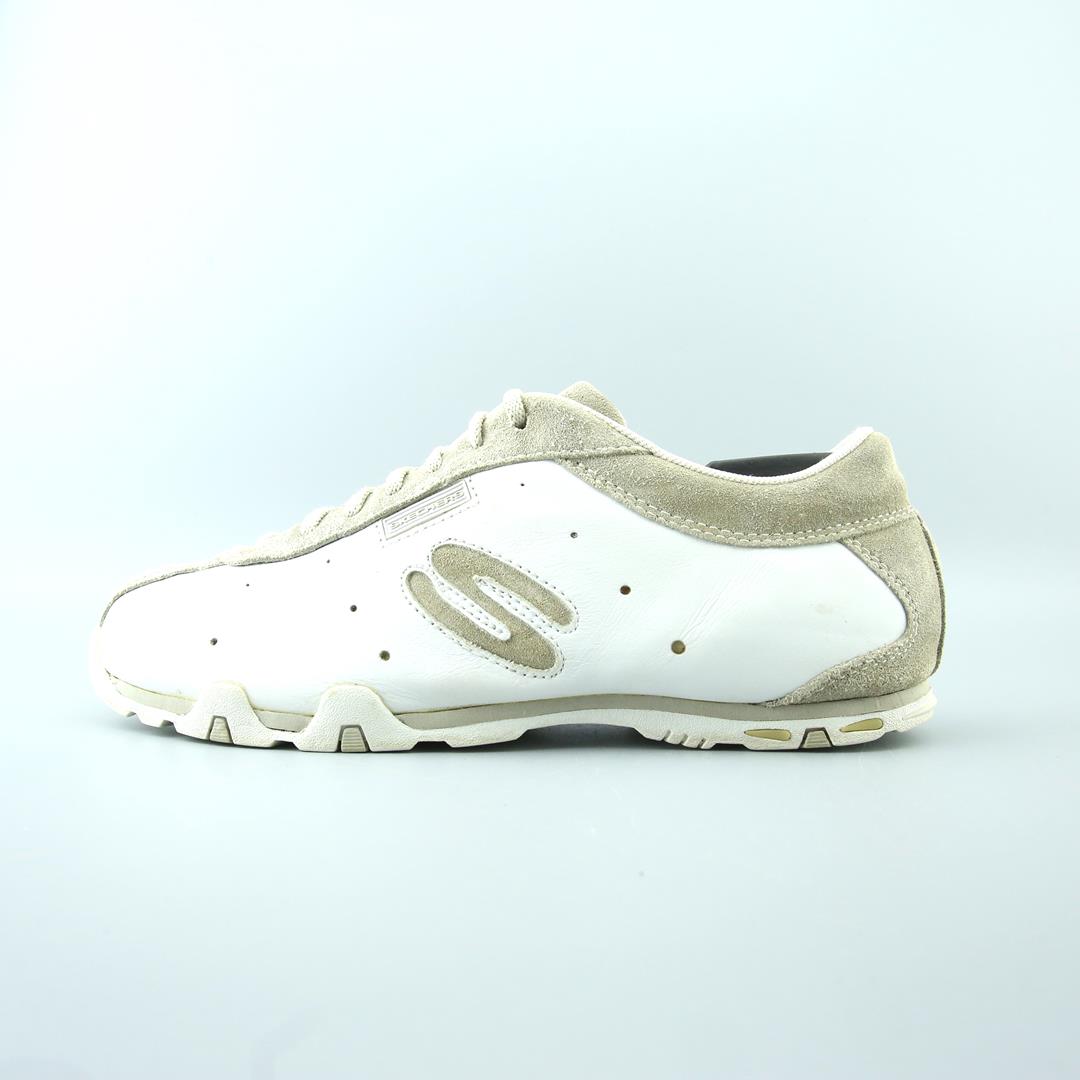 SKECHERS TAN SUEDE