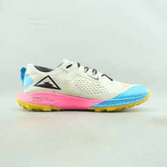 NIKE  AIR ZOOM TERRA KIGER 5