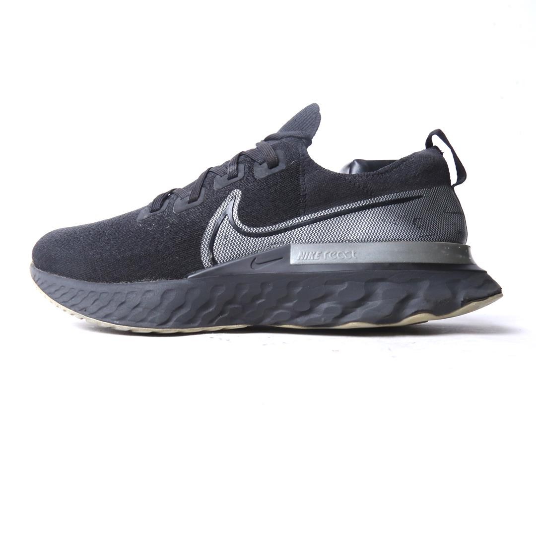 NIKE REACT INFINITY RUN FLYKNIT