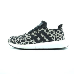 ADIDAS  SWIFT RUN