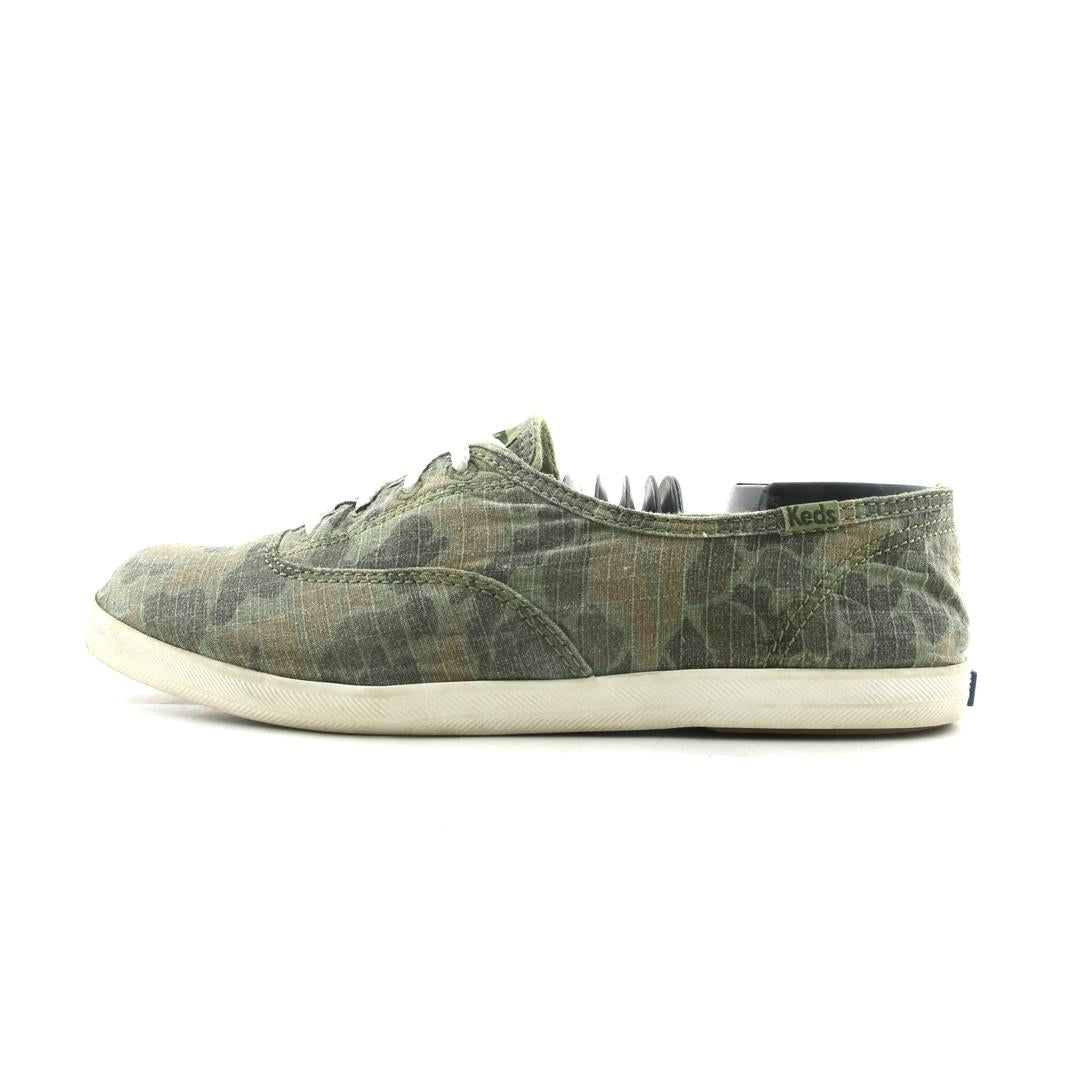 KEDS .