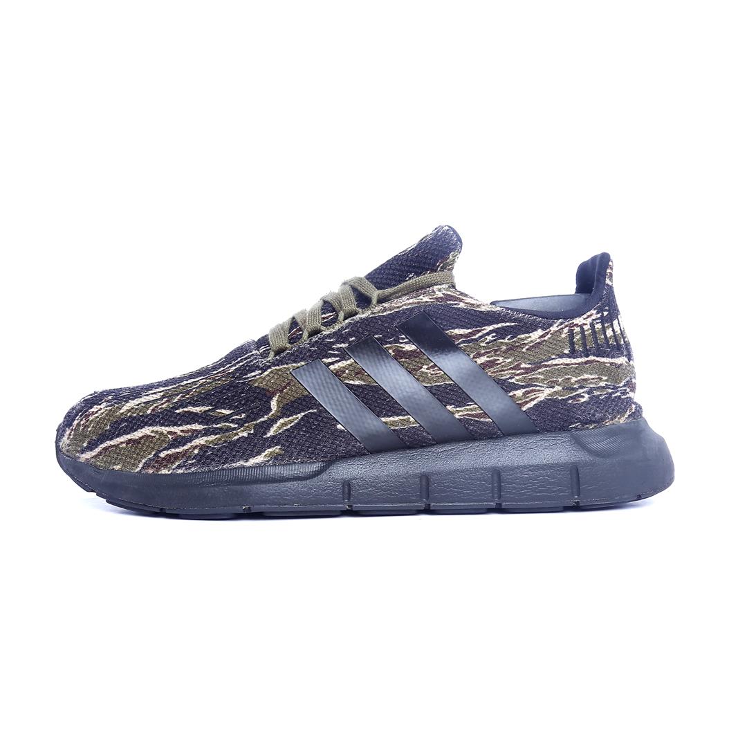 ADIDAS SWIFT RUN
