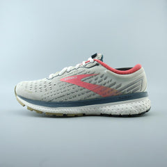 BROOKS GHOST 13