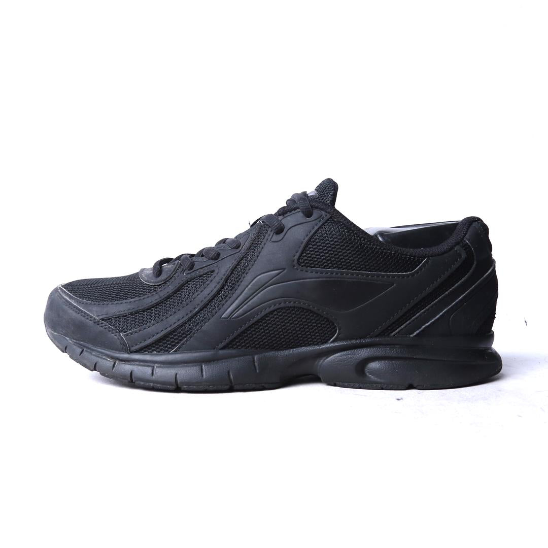LI-NING .