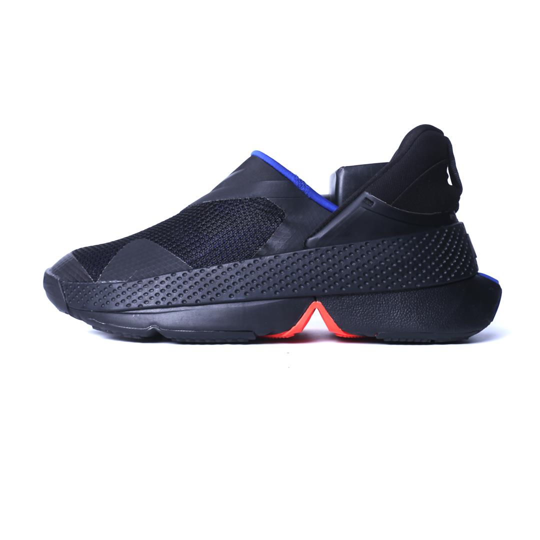 NIKE GO FLYEASE