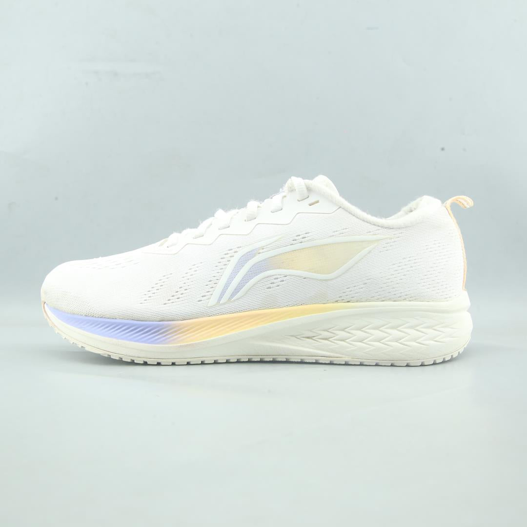 LI-NING DARK HORSE 6