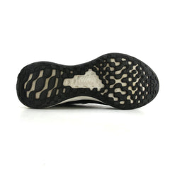 NIKE REVOLUTION 6