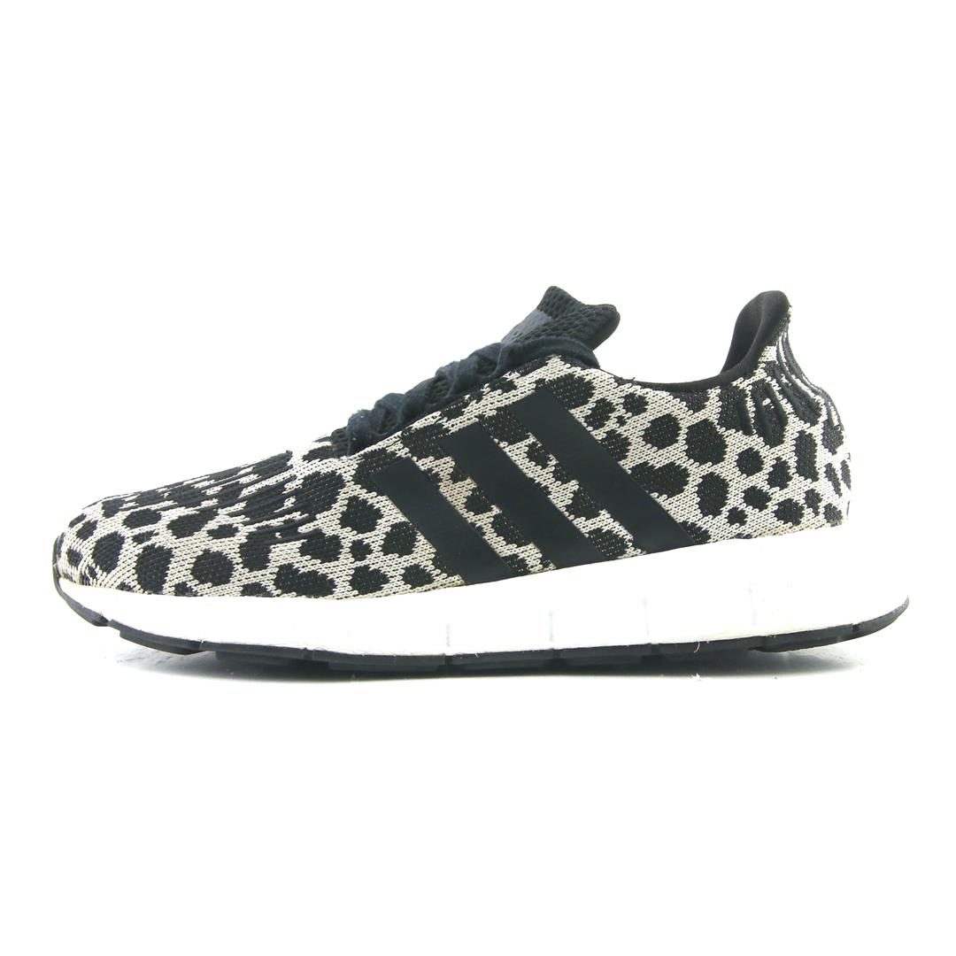 ADIDAS SWIFT RUN