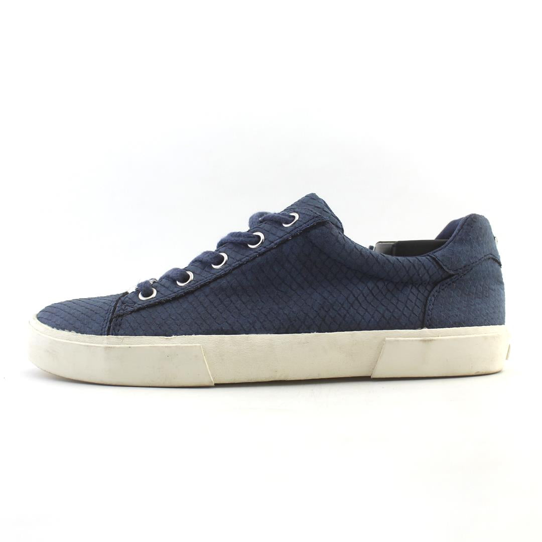 CARVELA .