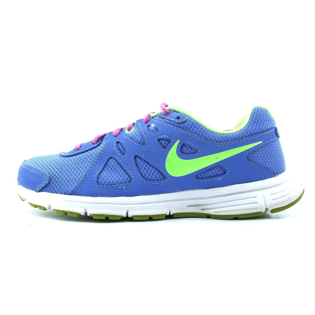 NIKE REVOLUTION 2