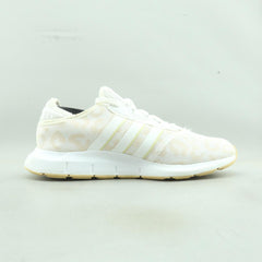 ADIDAS SWIFT RUN