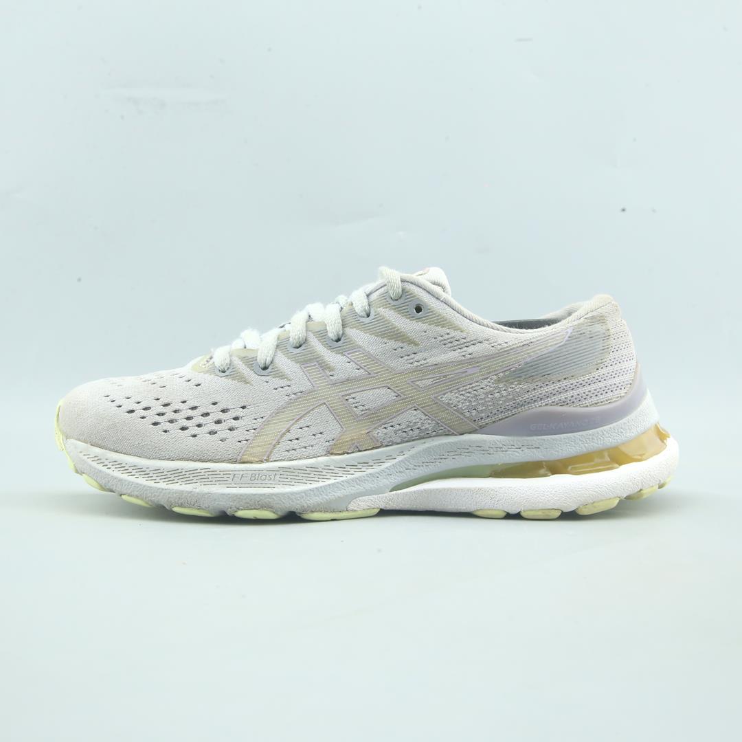 ASICS GEL KAYANO 28
