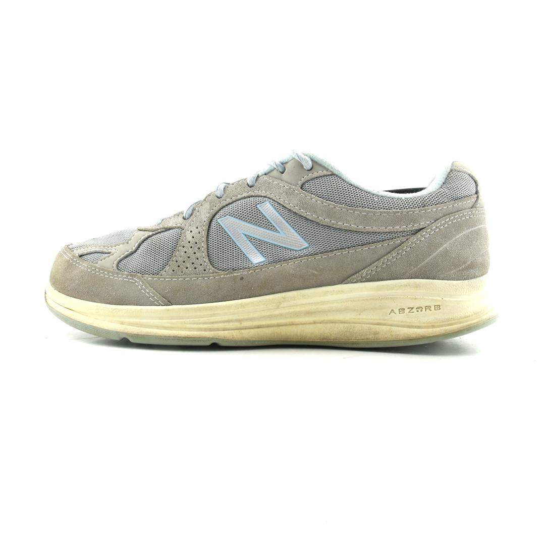 NEW BALANCE 877
