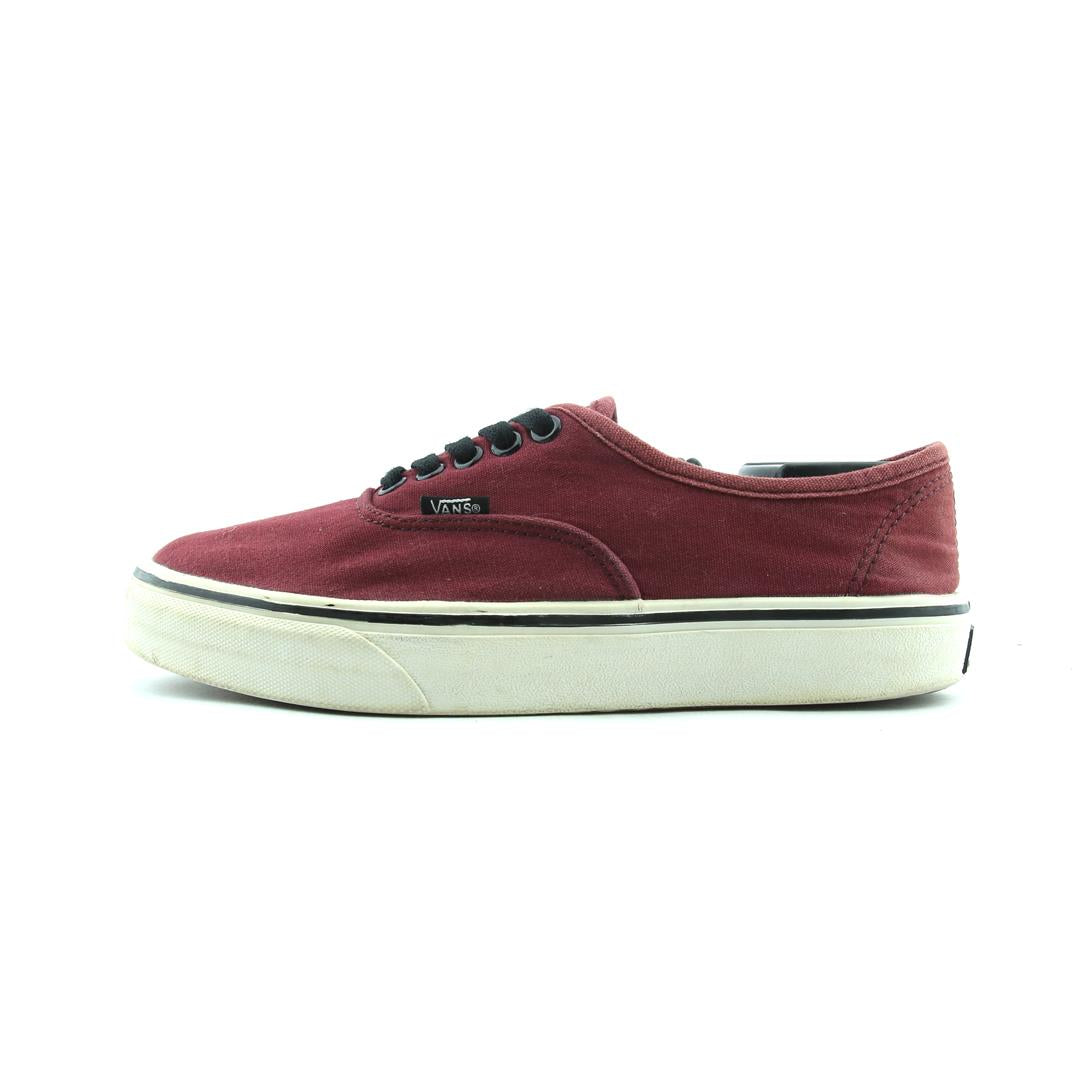 VANS AUTHENTIC